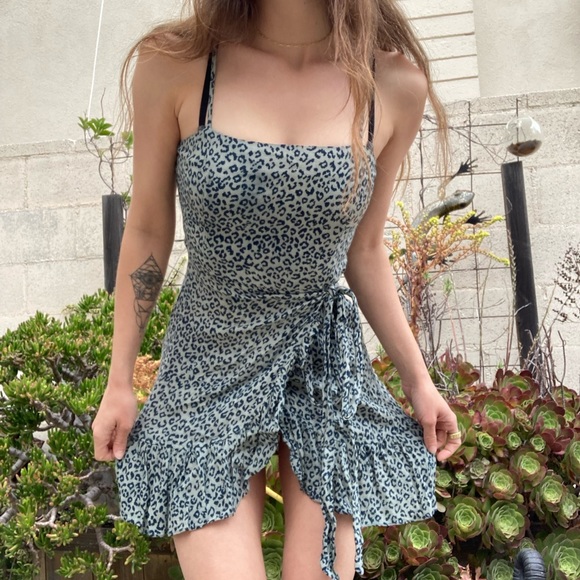 Audrey 3+1 Blue Leopard Cheetah Flowy Mini Dress - Picture 3 of 7